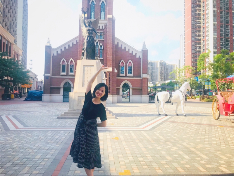 小容的第三张照片--驻马店相亲服务中心