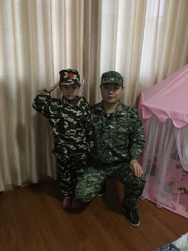 俗人的第一张照片--驻马店相亲服务中心