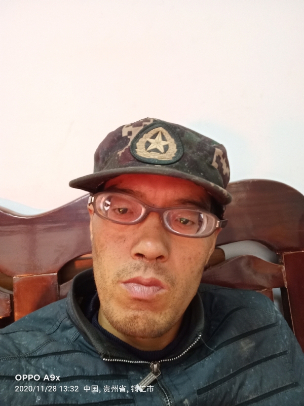 等待有缘人的第四张照片--驻马店相亲服务中心