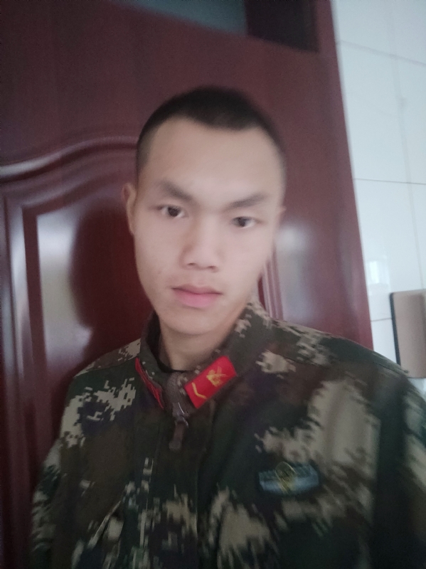 洛洛的第一张照片--驻马店相亲服务中心