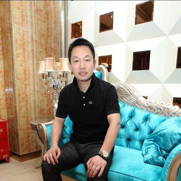 我是易先生的第一张照片--驻马店相亲服务中心