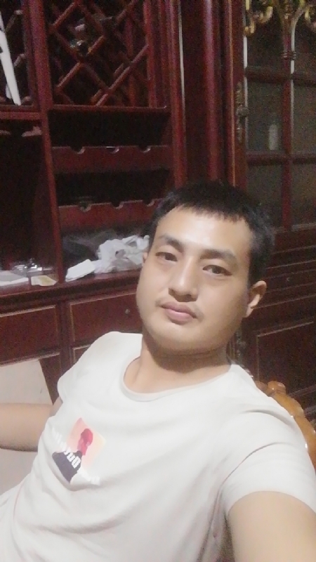 明天遇见你的第二张照片--驻马店相亲服务中心