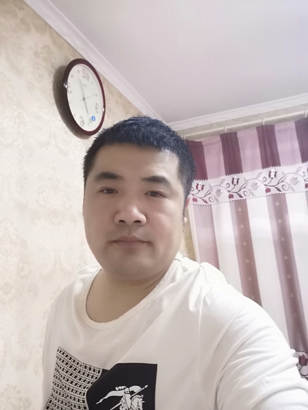 爱你的眼睛的第一张照片--驻马店相亲服务中心