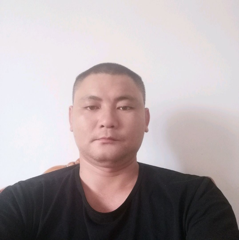 天涯沦落人的第一张照片--驻马店相亲服务中心