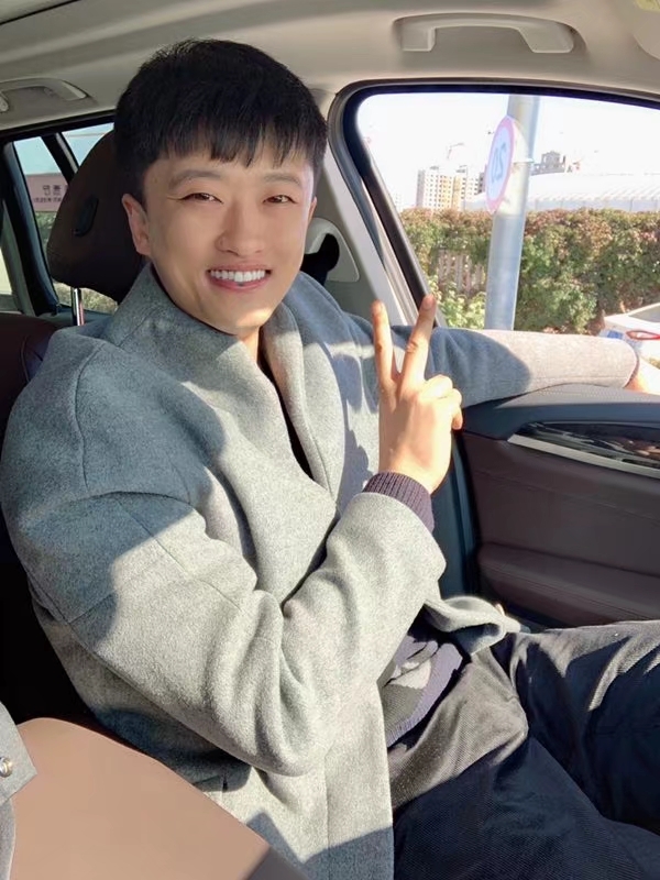 炫甫的第一张照片--驻马店相亲服务中心