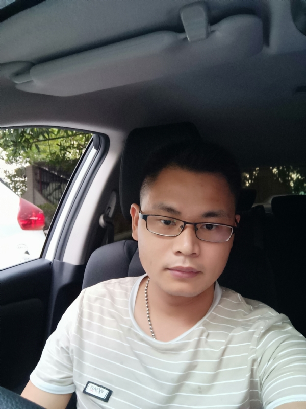 水明的第一张照片--驻马店相亲服务中心