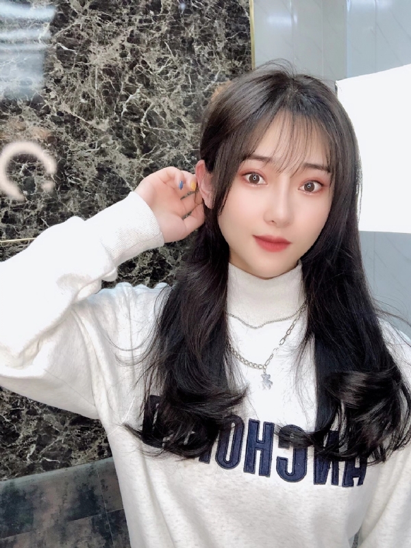 思思的第一张照片--驻马店相亲服务中心