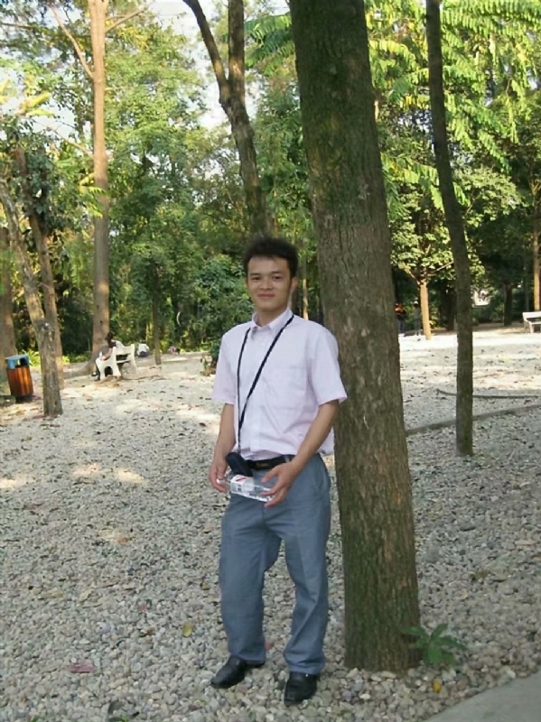 雨浓的第二张照片--驻马店相亲服务中心