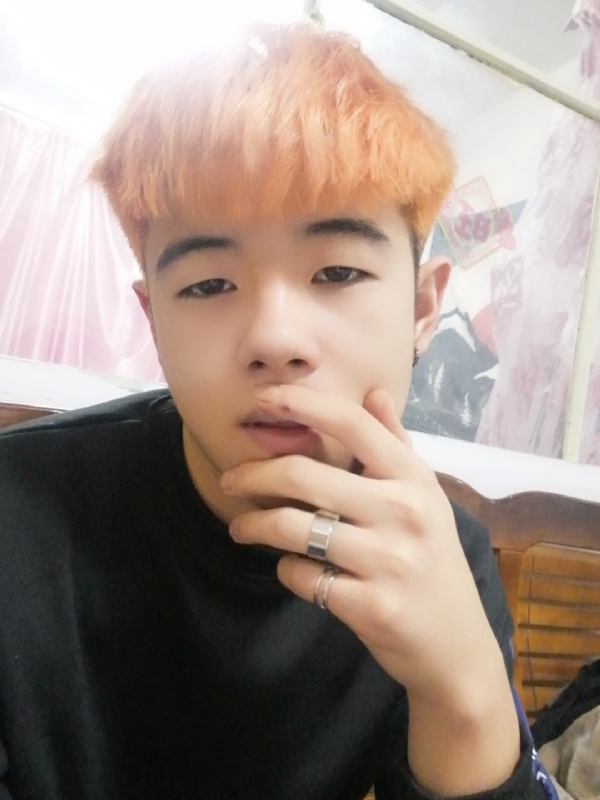 钟宇诗的第一张照片--驻马店相亲服务中心