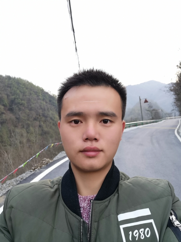 年华零落成诗的第一张照片--驻马店相亲服务中心