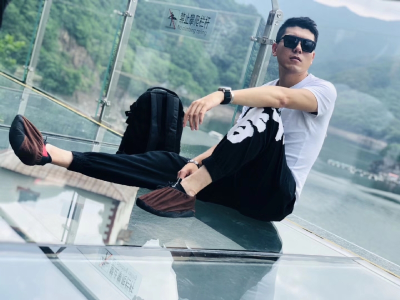 庄周梦蝶的第一张照片--驻马店相亲服务中心