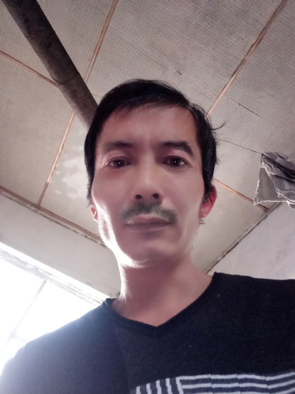 好久好久的第五张照片--驻马店相亲服务中心