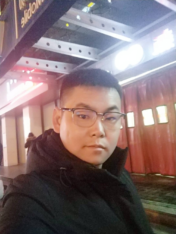 杜跃龙的第二张照片--驻马店相亲服务中心