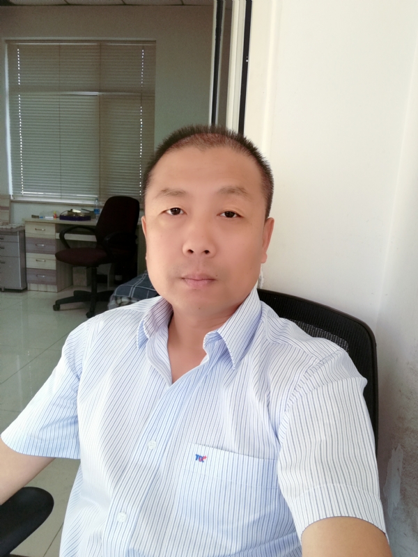 刘爱军的第一张照片--驻马店相亲服务中心