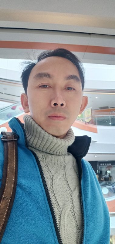 峤哥的第一张照片--驻马店相亲服务中心