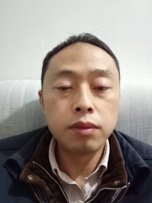 阳光的第一张照片--驻马店相亲服务中心