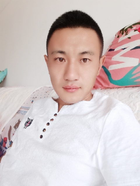 海阔天空的第一张照片--驻马店相亲服务中心