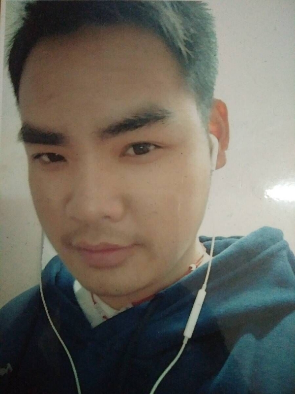 渴望爱的第一张照片--驻马店相亲服务中心