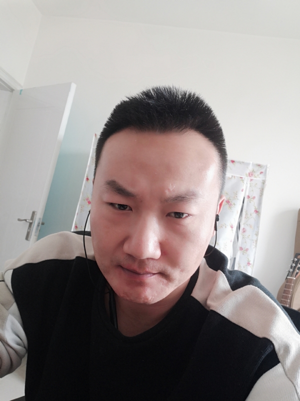 曹先森的第一张照片--驻马店相亲服务中心