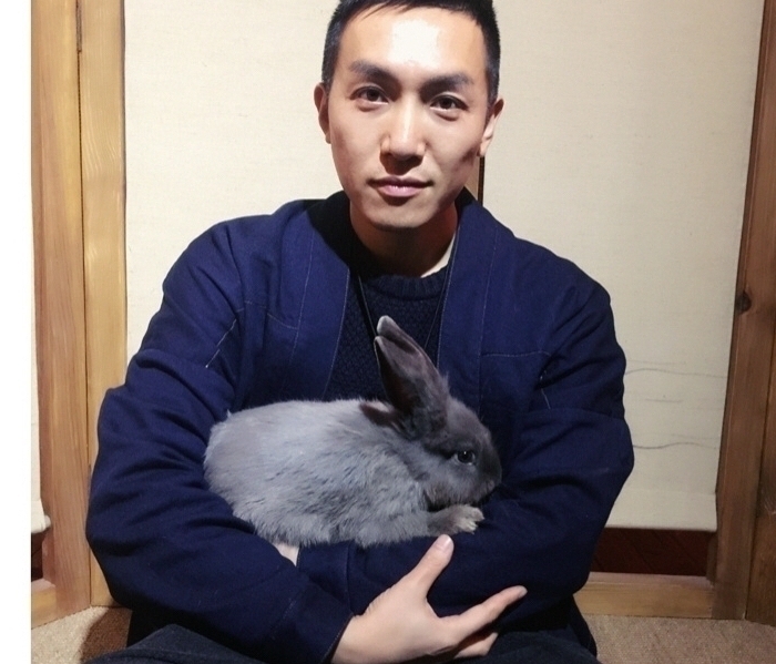 简单人生的第一张照片--驻马店相亲服务中心