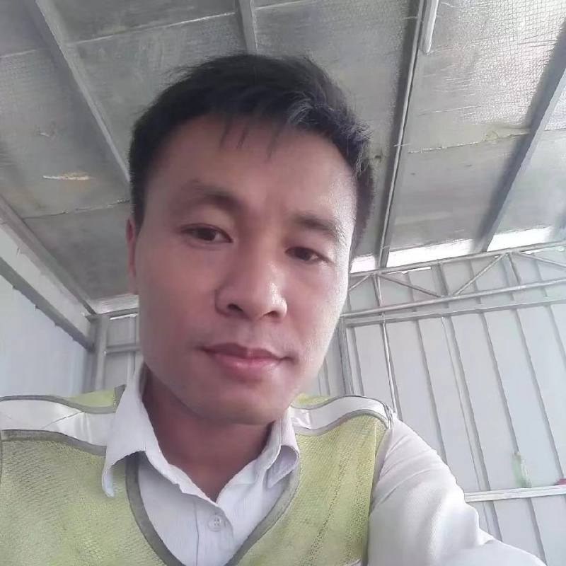 小马哥的第一张照片--驻马店相亲服务中心