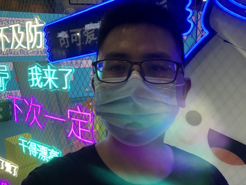 叶自飘零的第四张照片--驻马店相亲服务中心