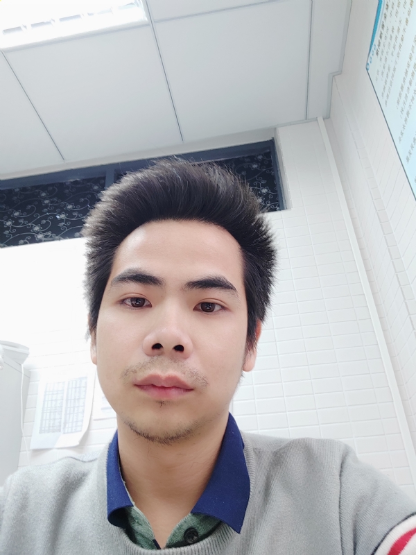 蓝先生的第一张照片--驻马店相亲服务中心