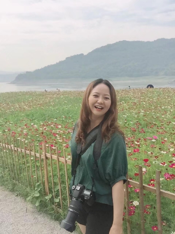 花雨的第一张照片--驻马店相亲服务中心