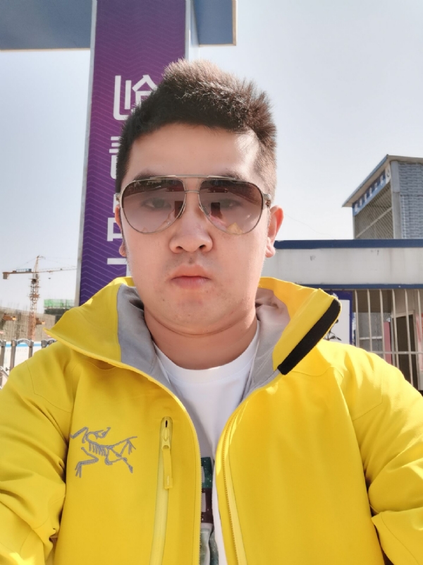 子敬的第一张照片--驻马店相亲服务中心