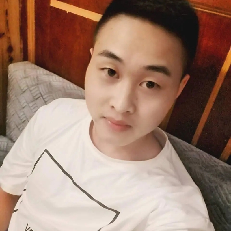 娃娃脸小爸爸的第二张照片--驻马店相亲服务中心