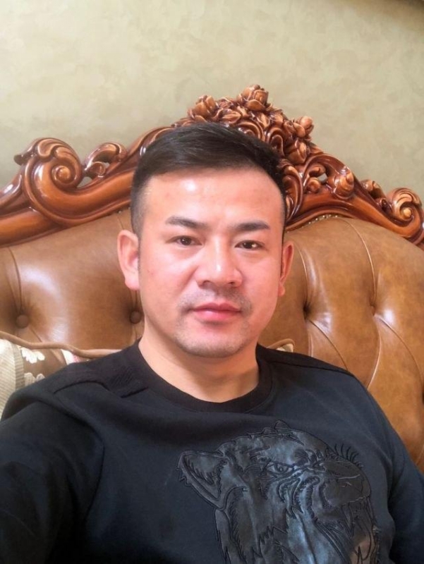 许你一笔墨的第一张照片--驻马店相亲服务中心