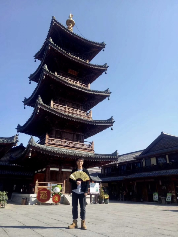 流浪共和的第二张照片--驻马店相亲服务中心