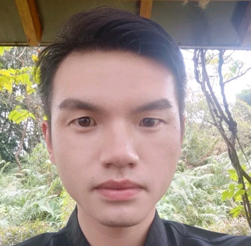 彬彬有礼的第一张照片--驻马店相亲服务中心