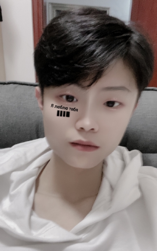 小郑的第一张照片--驻马店相亲服务中心