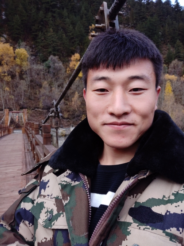 叁叁肆的第一张照片--驻马店相亲服务中心