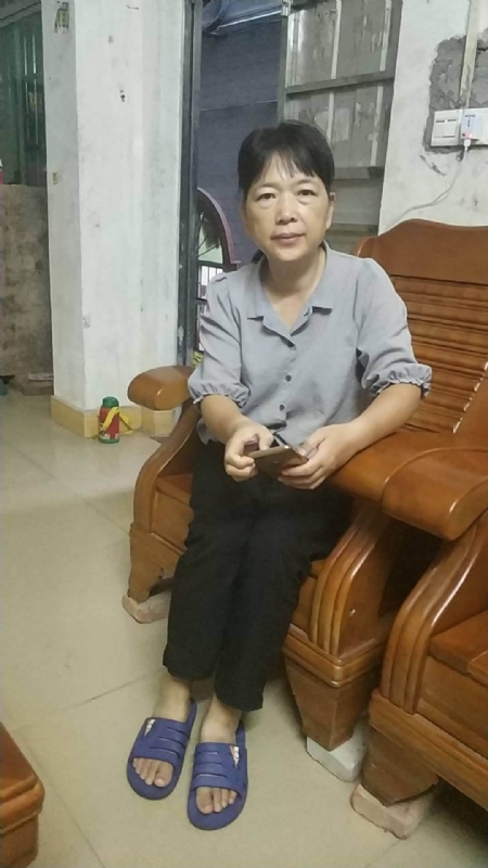 浮萍的第一张照片--驻马店相亲服务中心