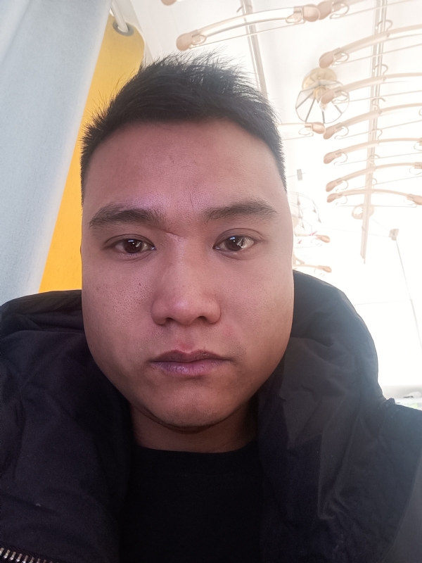 帅的每天被人砍的第一张照片--驻马店相亲服务中心