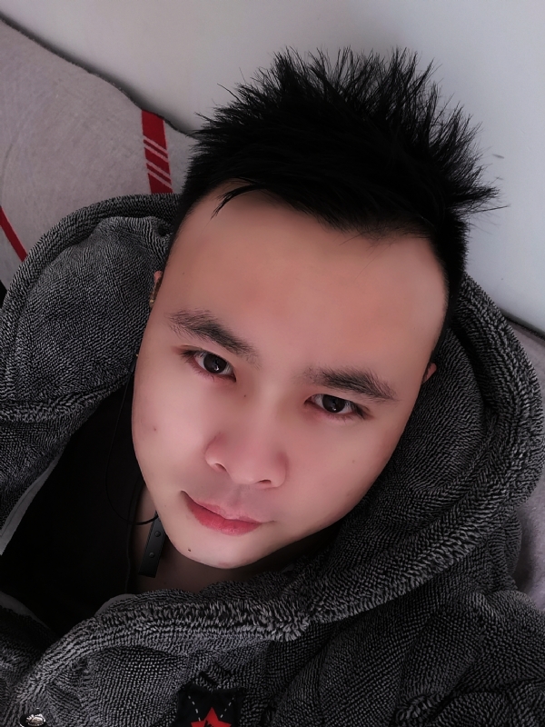 明明的第一张照片--驻马店相亲服务中心