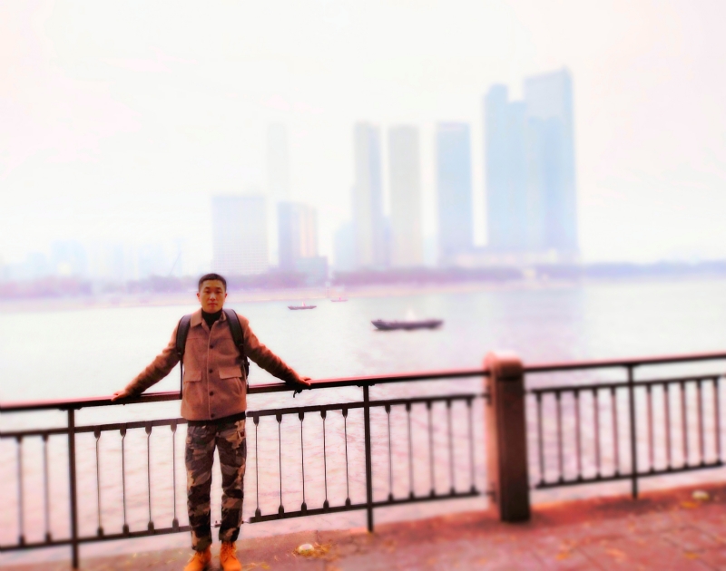 欢欣鼓舞的第一张照片--驻马店相亲服务中心