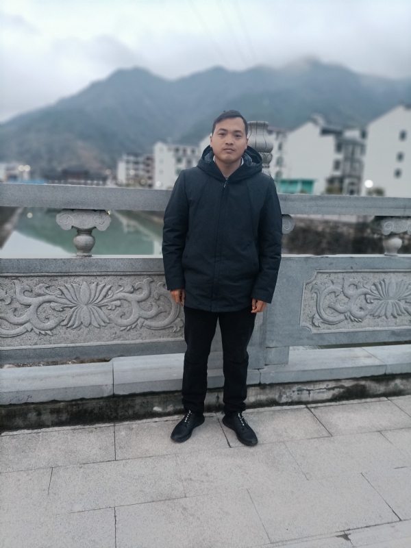 昊林的第一张照片--驻马店相亲服务中心