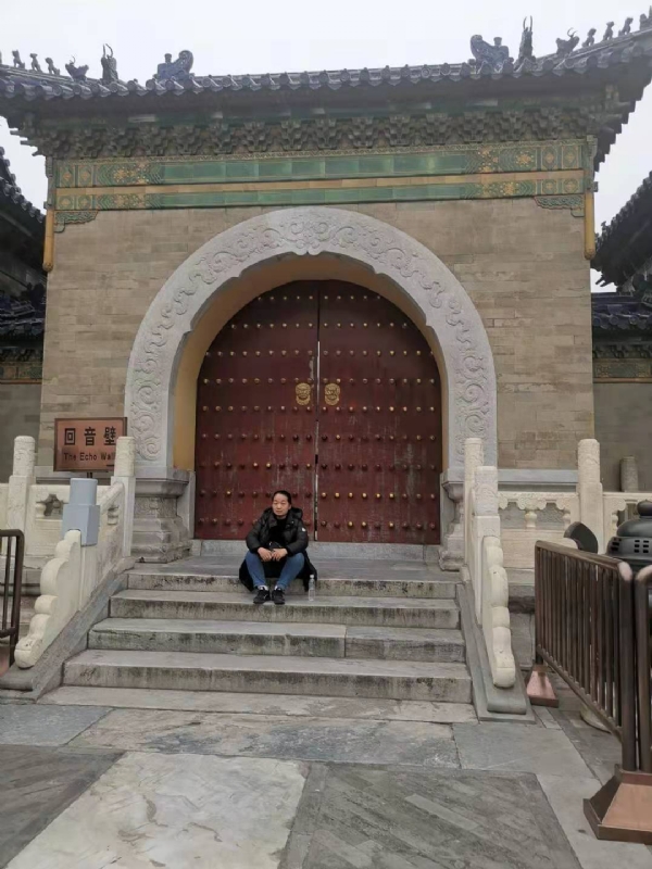 吾笨如牛的第一张照片--驻马店相亲服务中心