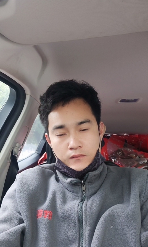 冷锋的第一张照片--驻马店相亲服务中心