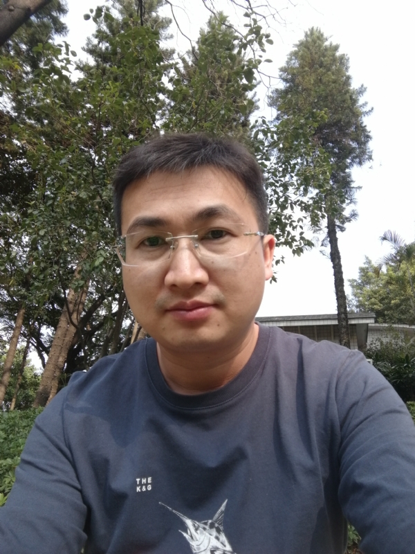 不如随风的第二张照片--驻马店相亲服务中心