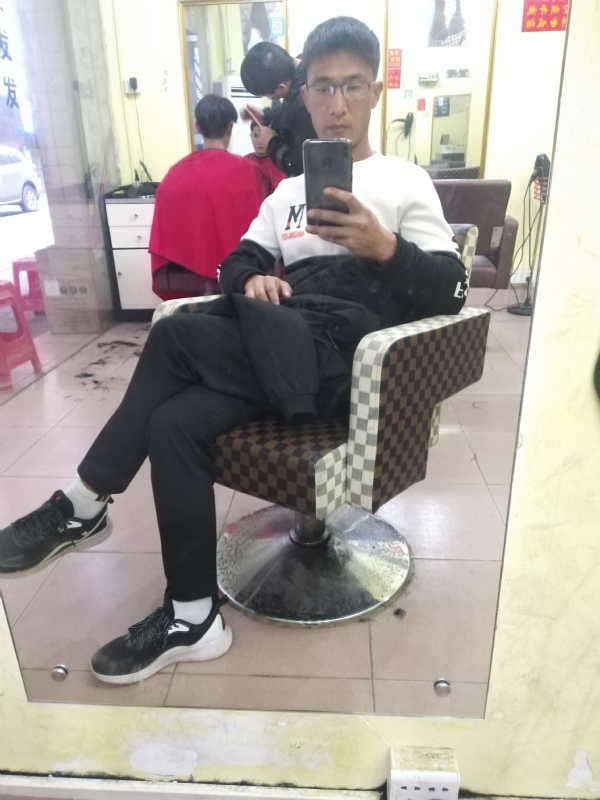 hushuai的第一张照片--驻马店相亲服务中心