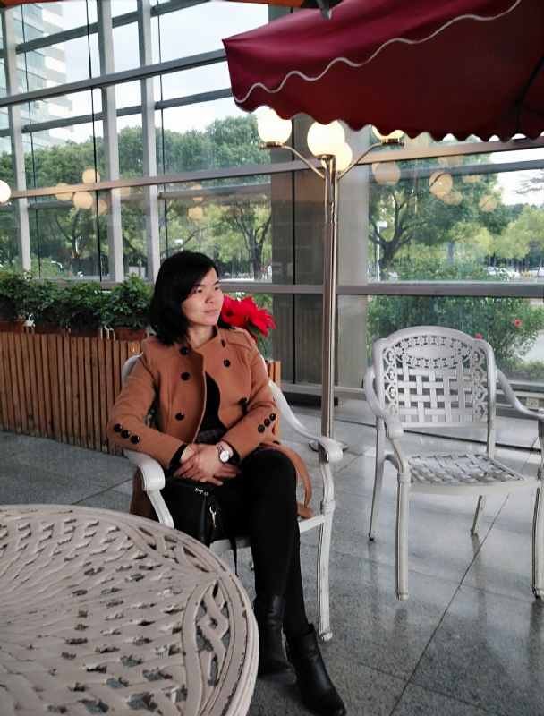 执迷不悔的第一张照片--驻马店相亲服务中心