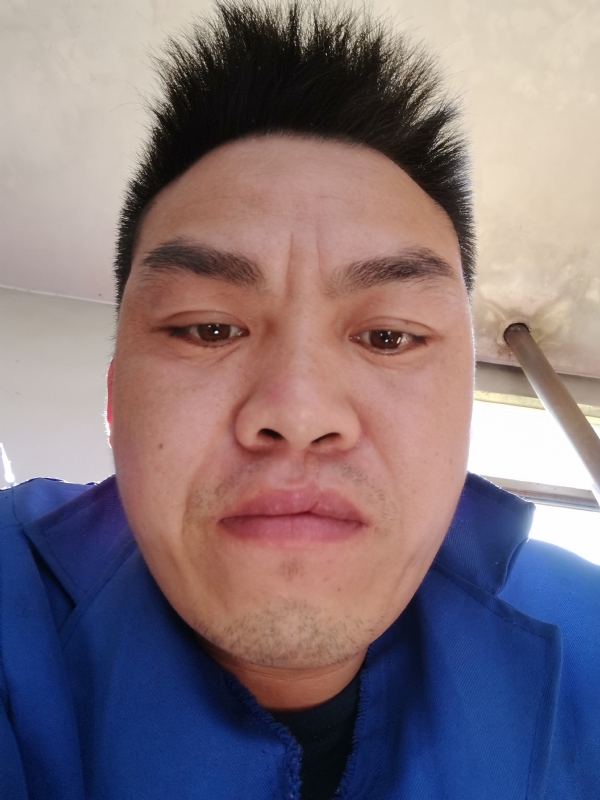 太阳红的第一张照片--驻马店相亲服务中心