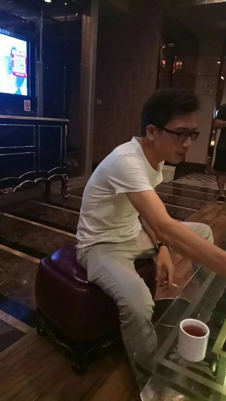 期待缘分的第一张照片--驻马店相亲服务中心