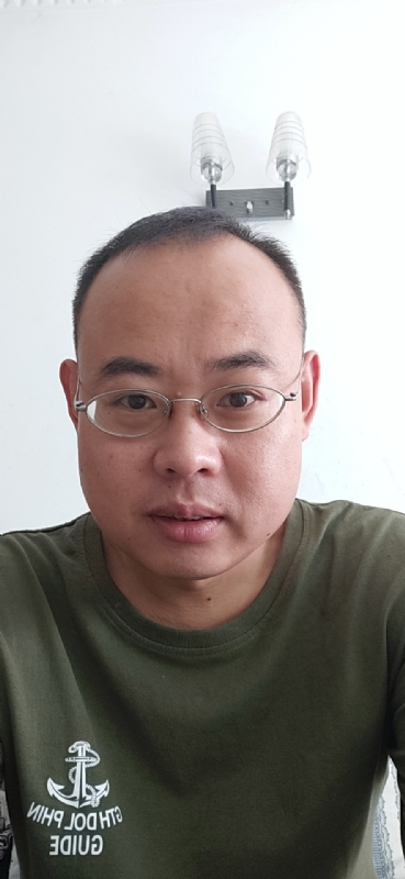 虫儿飞的第一张照片--驻马店相亲服务中心