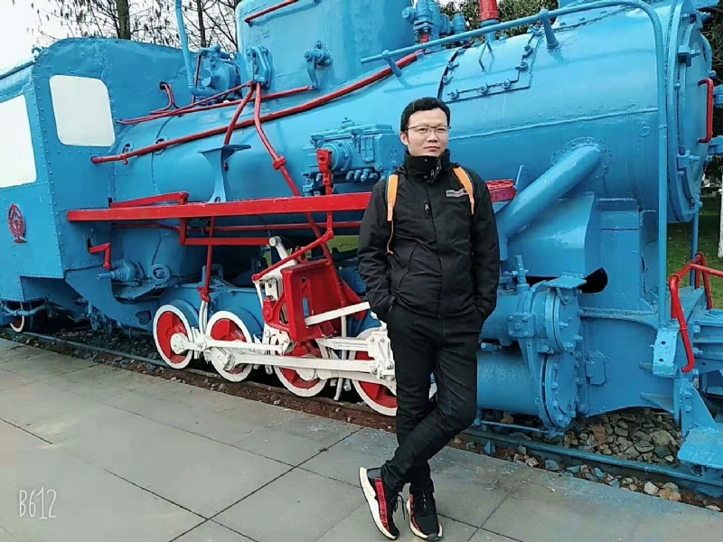 小史的第一张照片--驻马店相亲服务中心