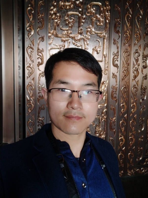 鹏鸟的第一张照片--驻马店相亲服务中心